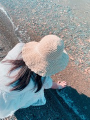 001