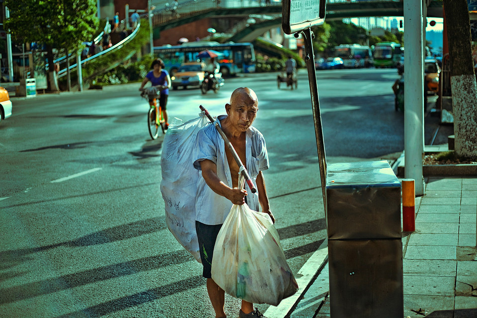 都市拾荒者 副本.jpg