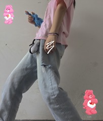 001