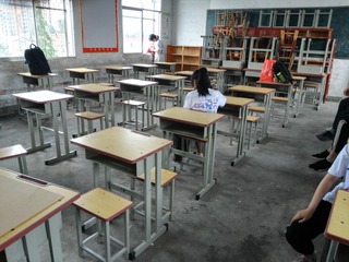 173561