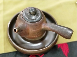 1060484