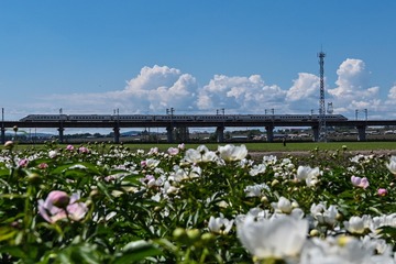 351640