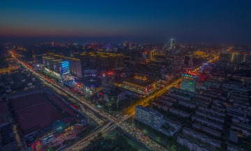 夜幕之下     摄于石家庄电视塔