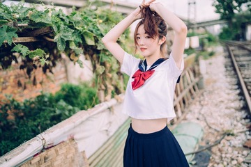 001