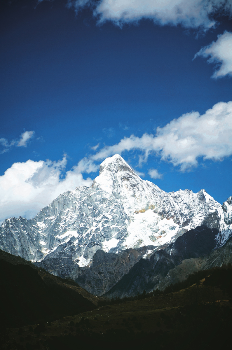 四姑娘山