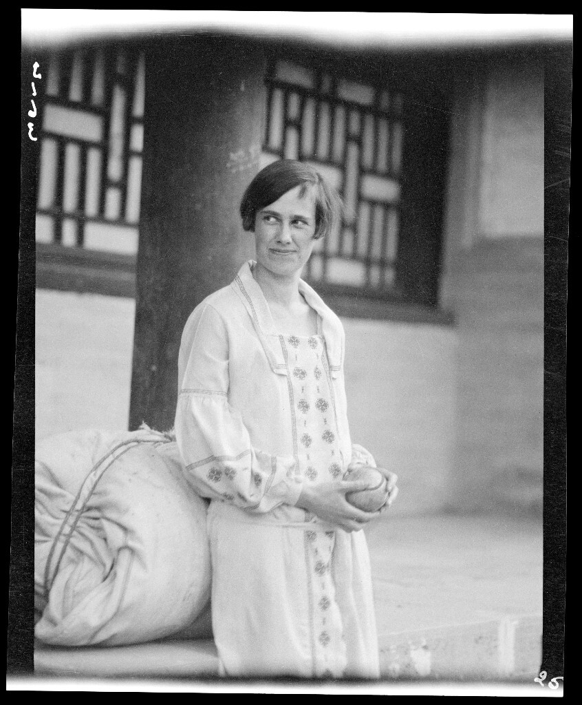 白人女性