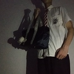 618686