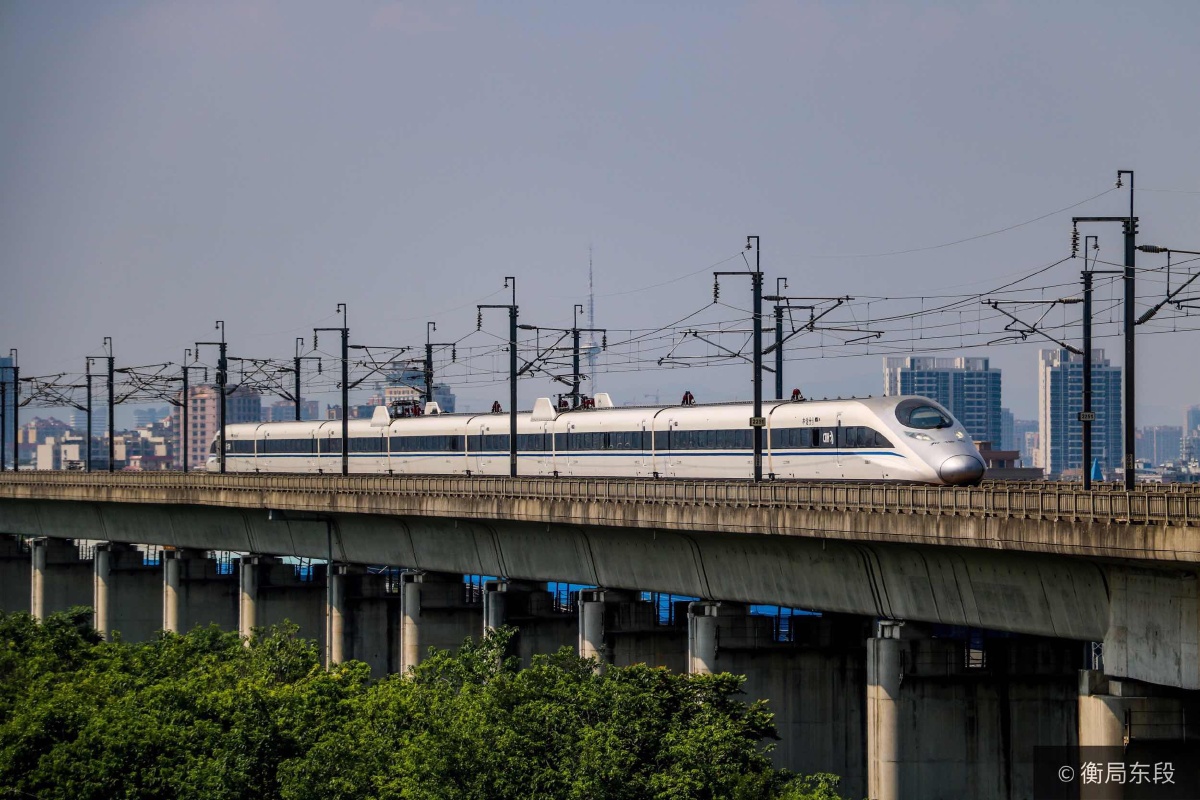 京广高速铁路主力车型