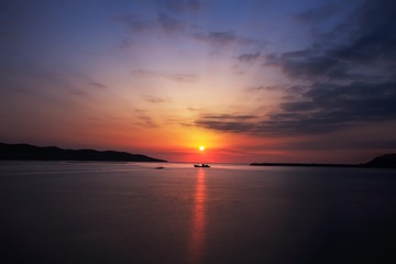 港湾日出