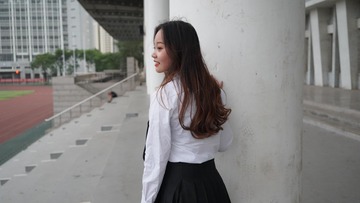 001