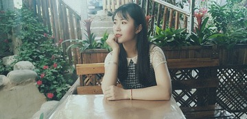 1700282