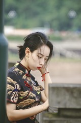 177050