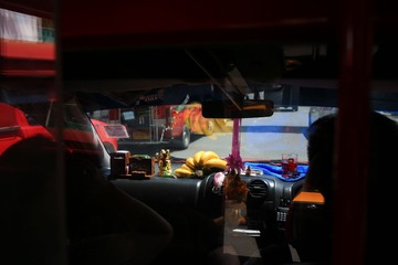 2I1A2274