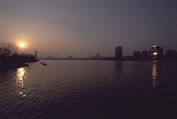 05.jpg
