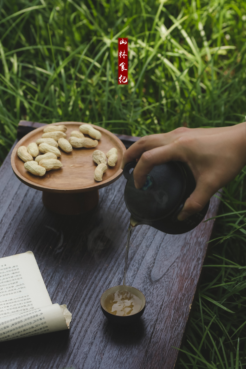 叹息老来交旧尽睡来谁共午瓯茶