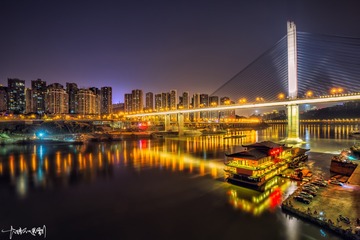 金龙过江