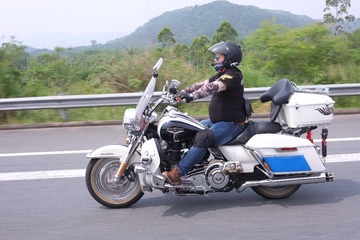 HUI02768