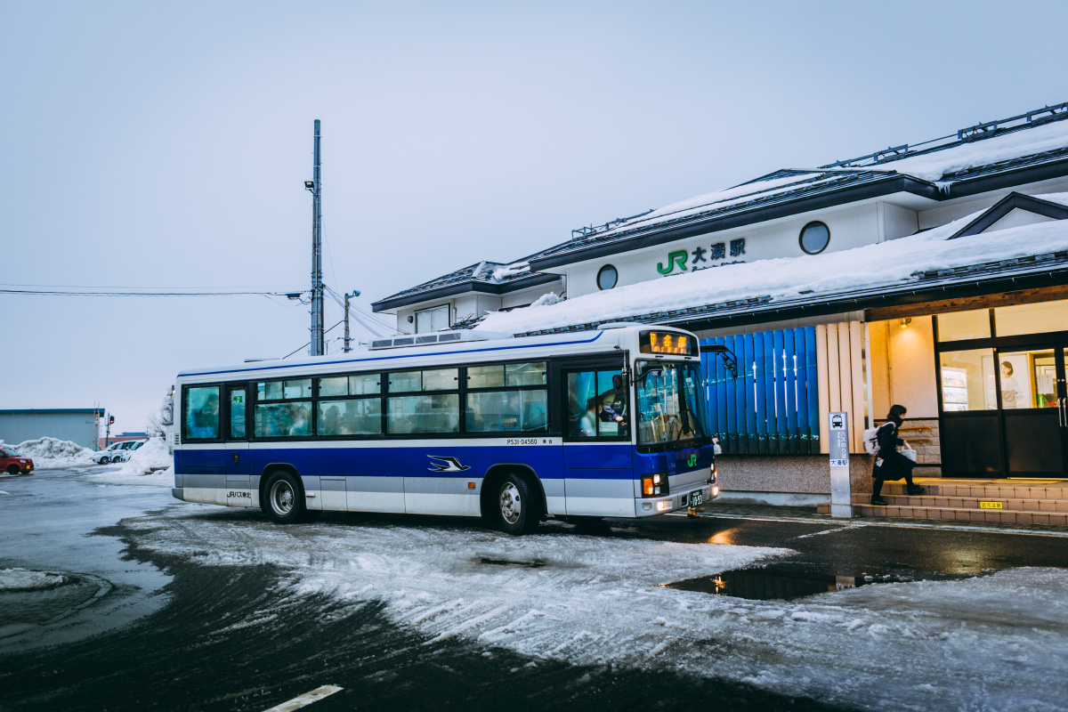 isuzu erga_kl-lv280l1_aomori200ka1093