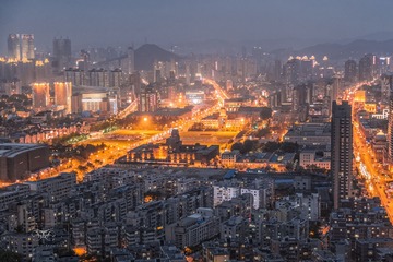 车水马龙