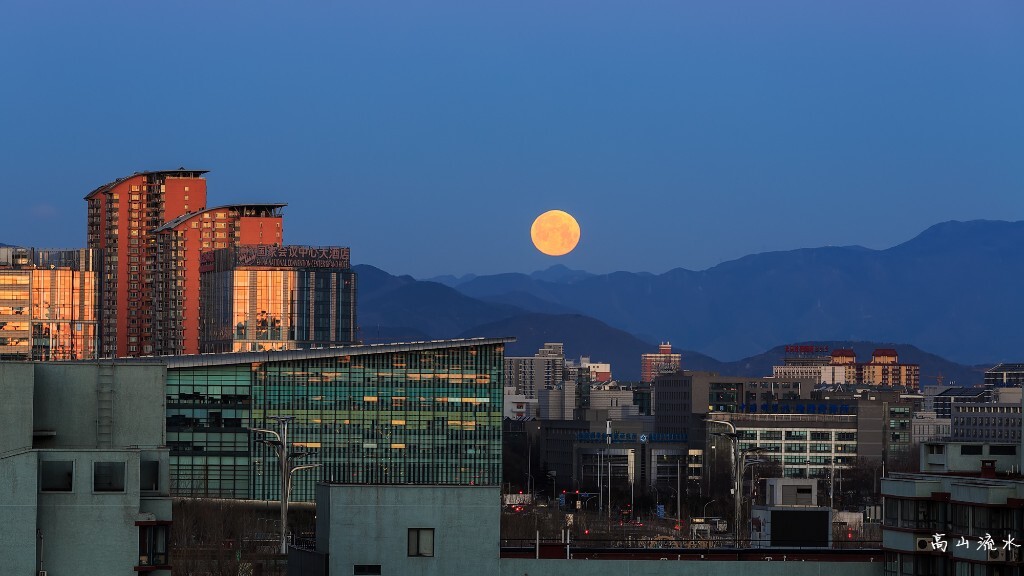 十六早晨西山月落