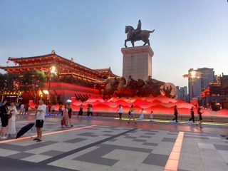 1400805