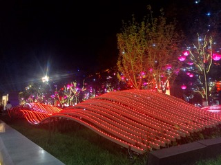 1400806
