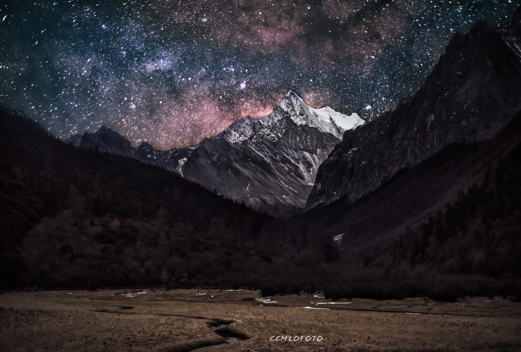 感谢<a href="https://tuchong.com/42912/" target="_blank">@123</a>#fly69 的原图<br />
膜拜原作，这张图整整修了3个小时，还是有些瑕疵。