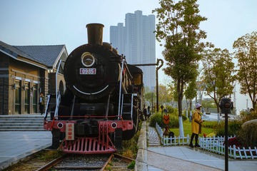 324546