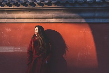 红