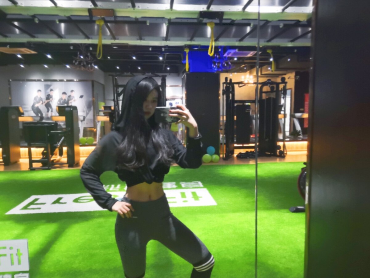 美女健身房拍照系统软件