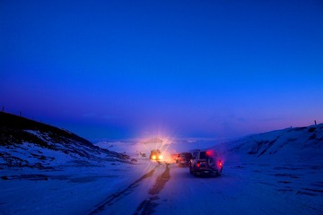 风雪夜归途_