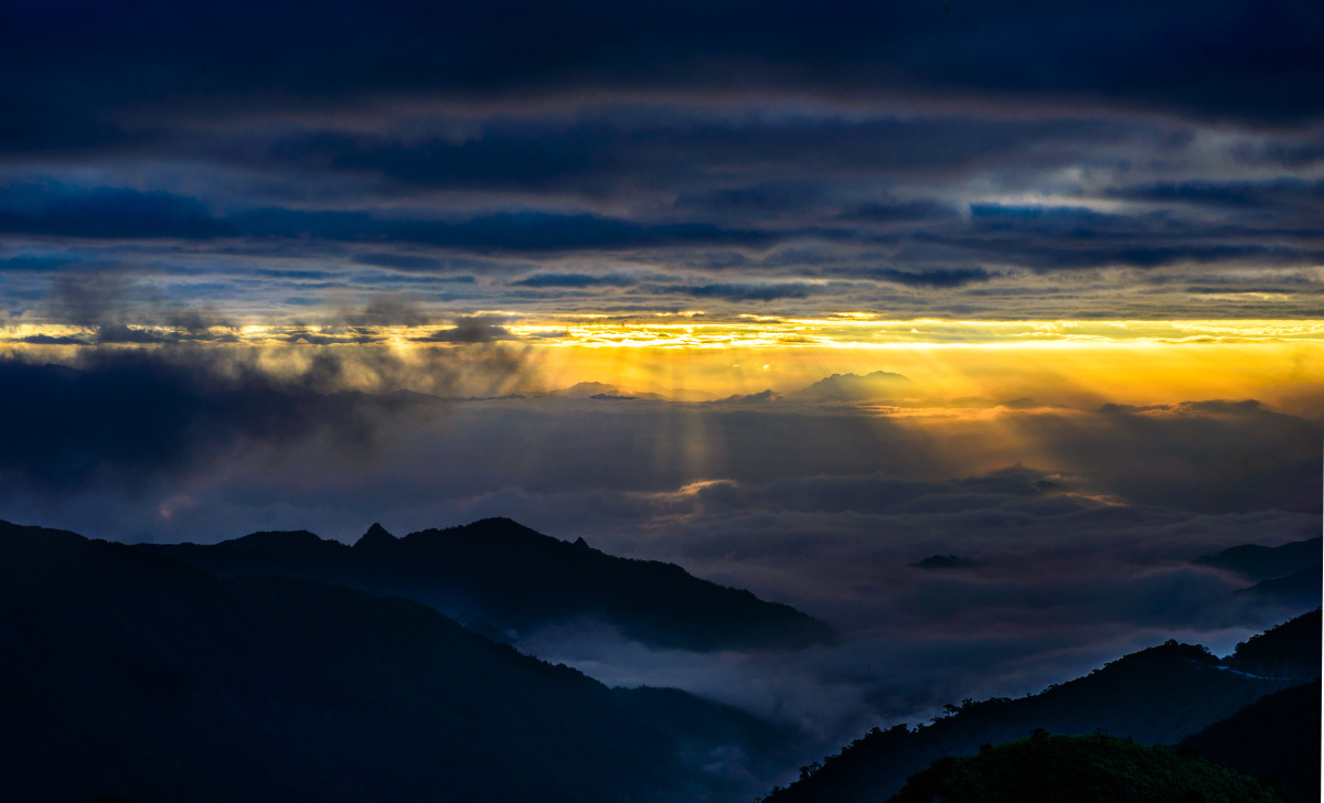 广东第一峰日出
