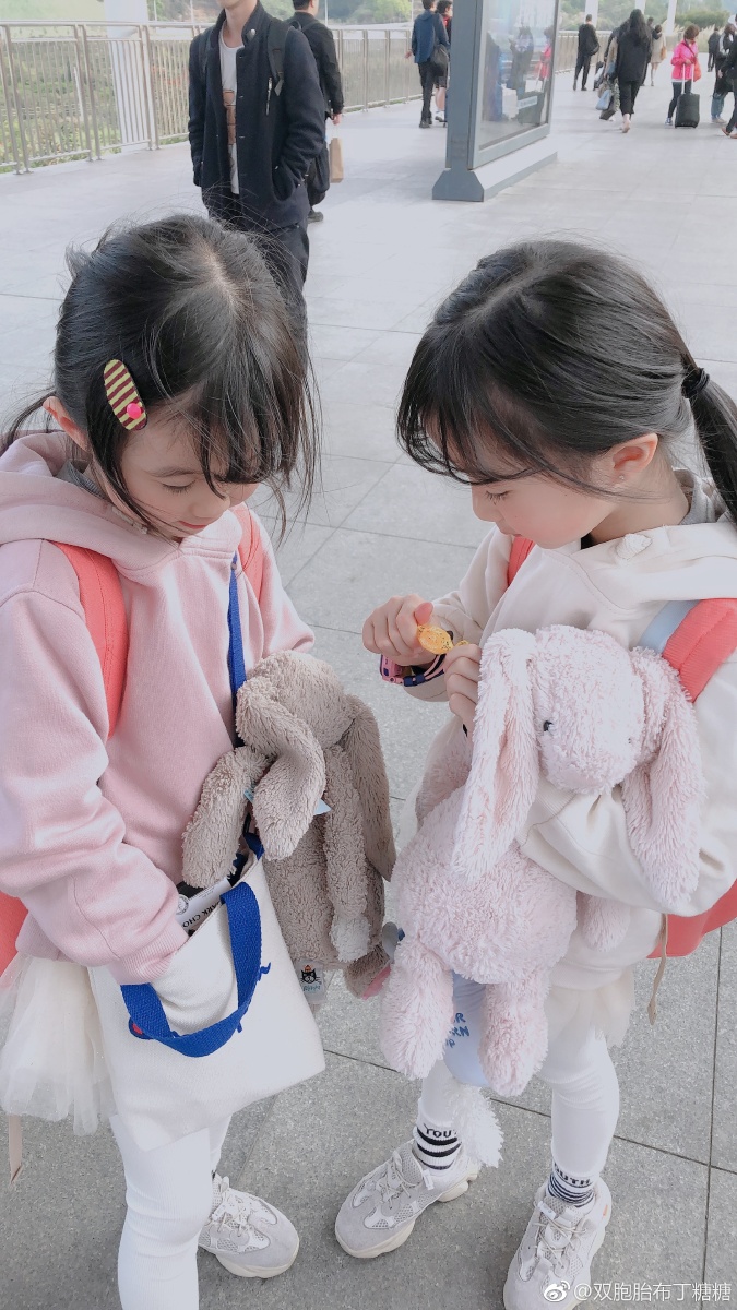 可以- 双胞胎记 - 图虫