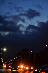 夜茫茫