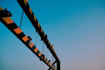 96752