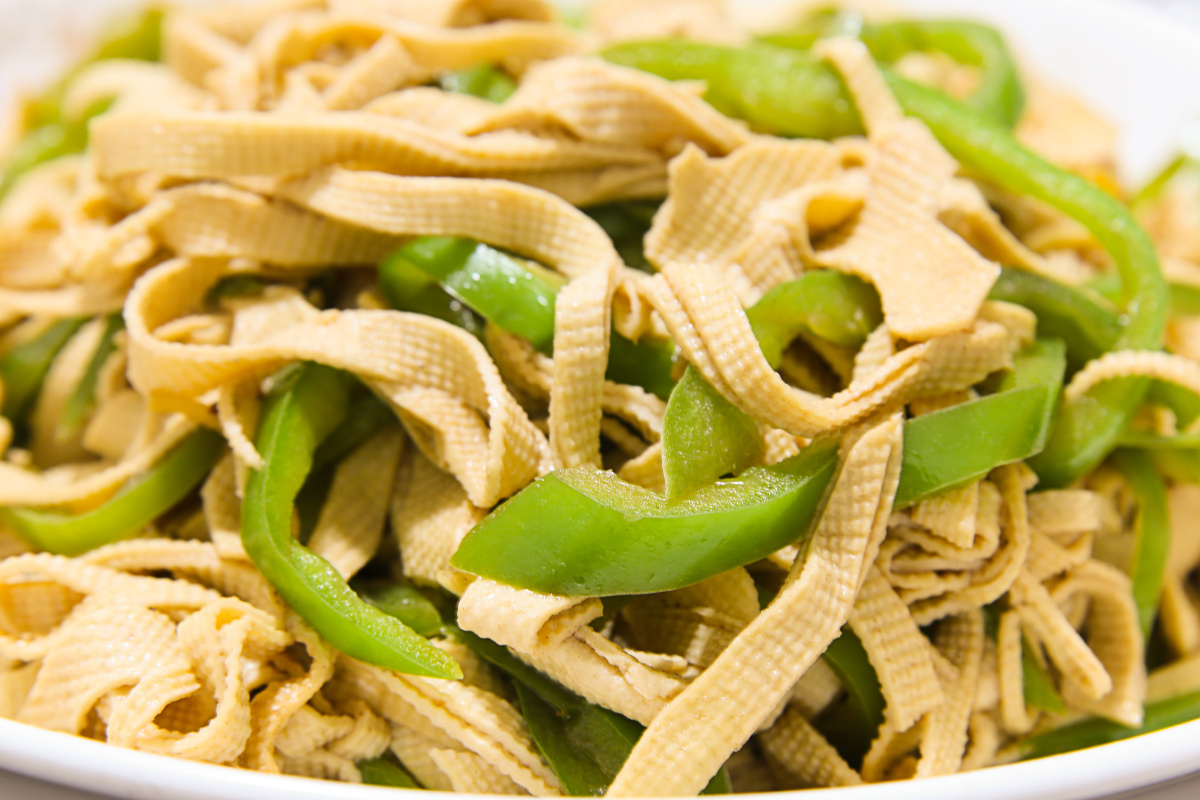 尖椒炒豆腐丝