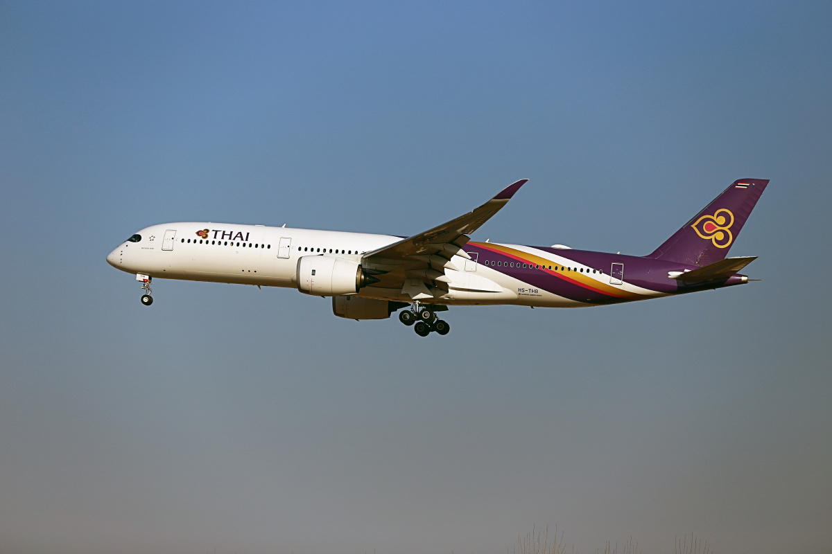 同样的空客a350900国航的涂装最丑