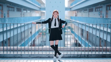 001