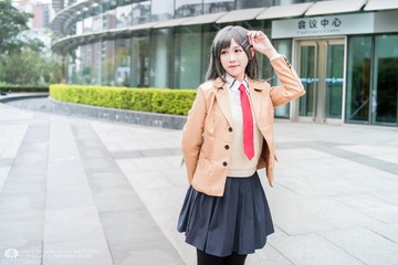 710133