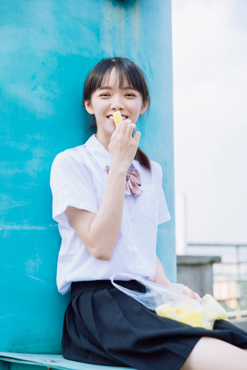 薄荷糖般清爽的笑容