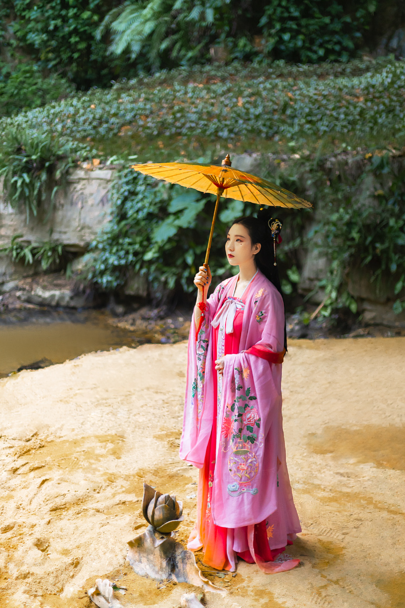 青莲