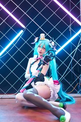 160839