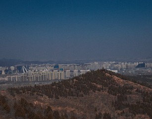 548477