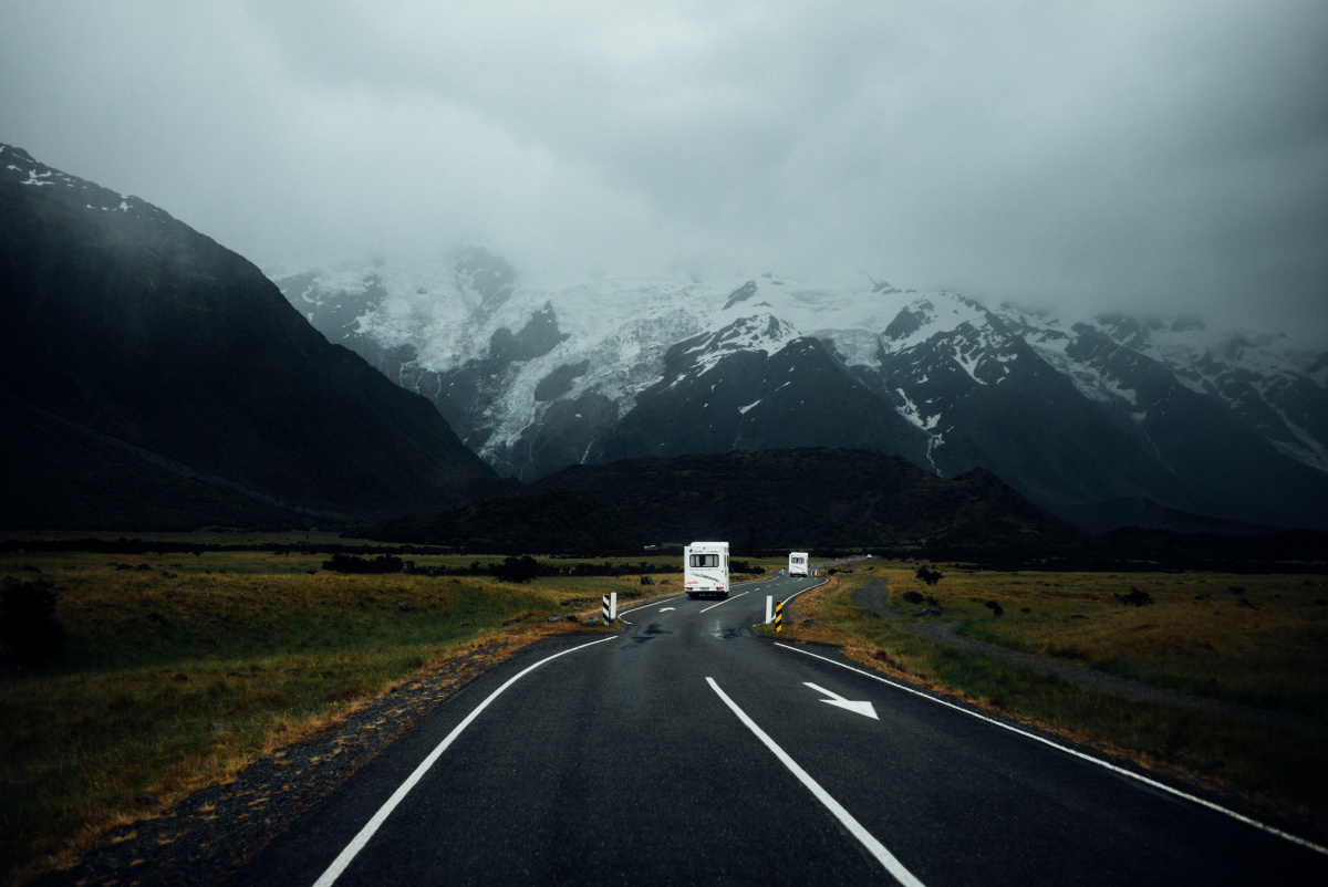 房车自驾新西兰公路旅行户外露营