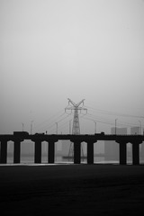 513526