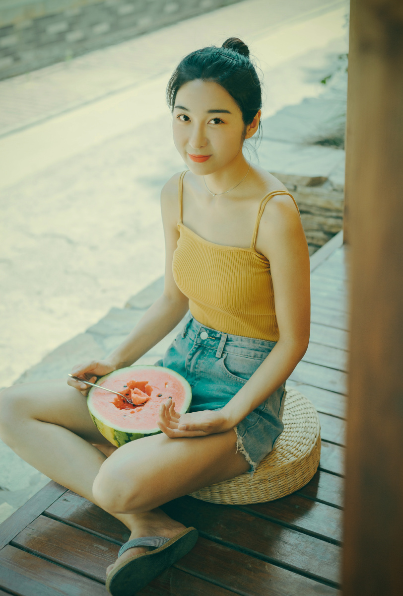 热夏西瓜蝉鸣和你