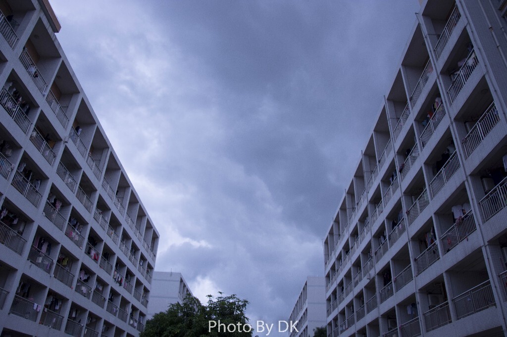学校，快要下雨啦