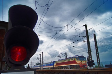 463714