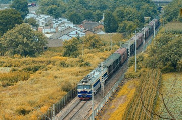 466024