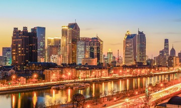 津光闪闪
